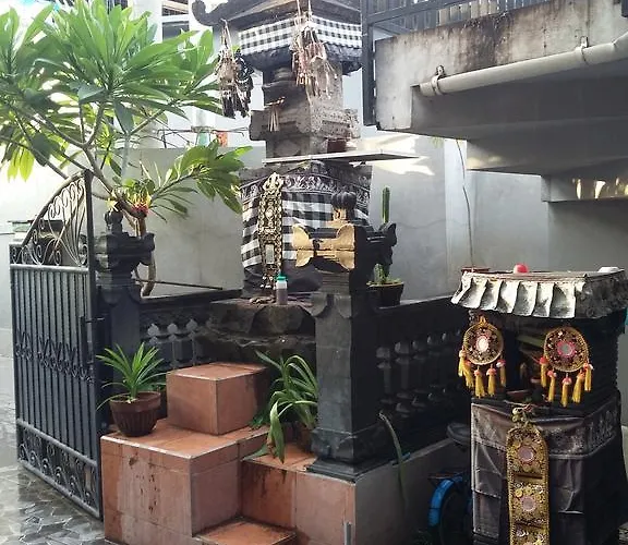 Kira House Guest house
